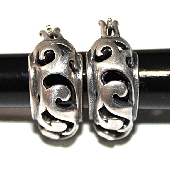 Jewelry - Sterling Silver Huggie Open Work Small Hoop Earrings